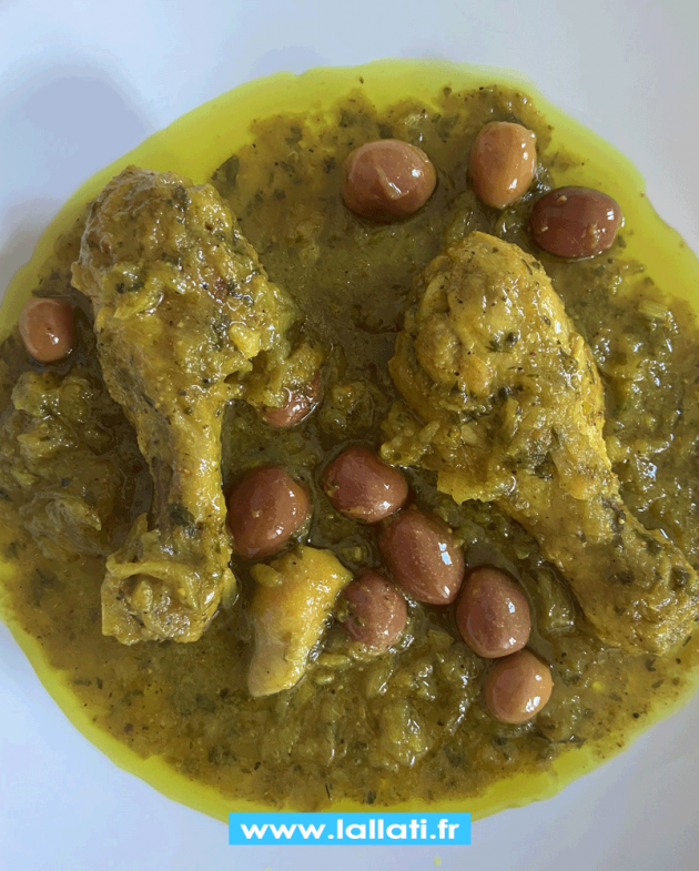 Le tajine de poulet aux olives (recette marocaine)
